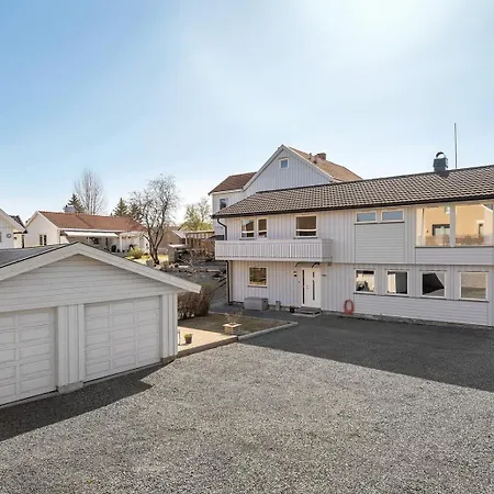 Big House With Parking, Perfect For Vm2025 * Trondheim